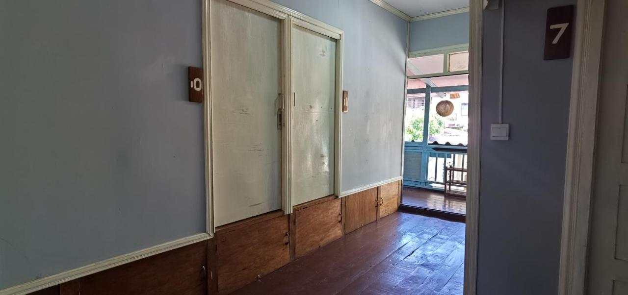 Khonesavane Hostel Luang Prabang Exteriör bild