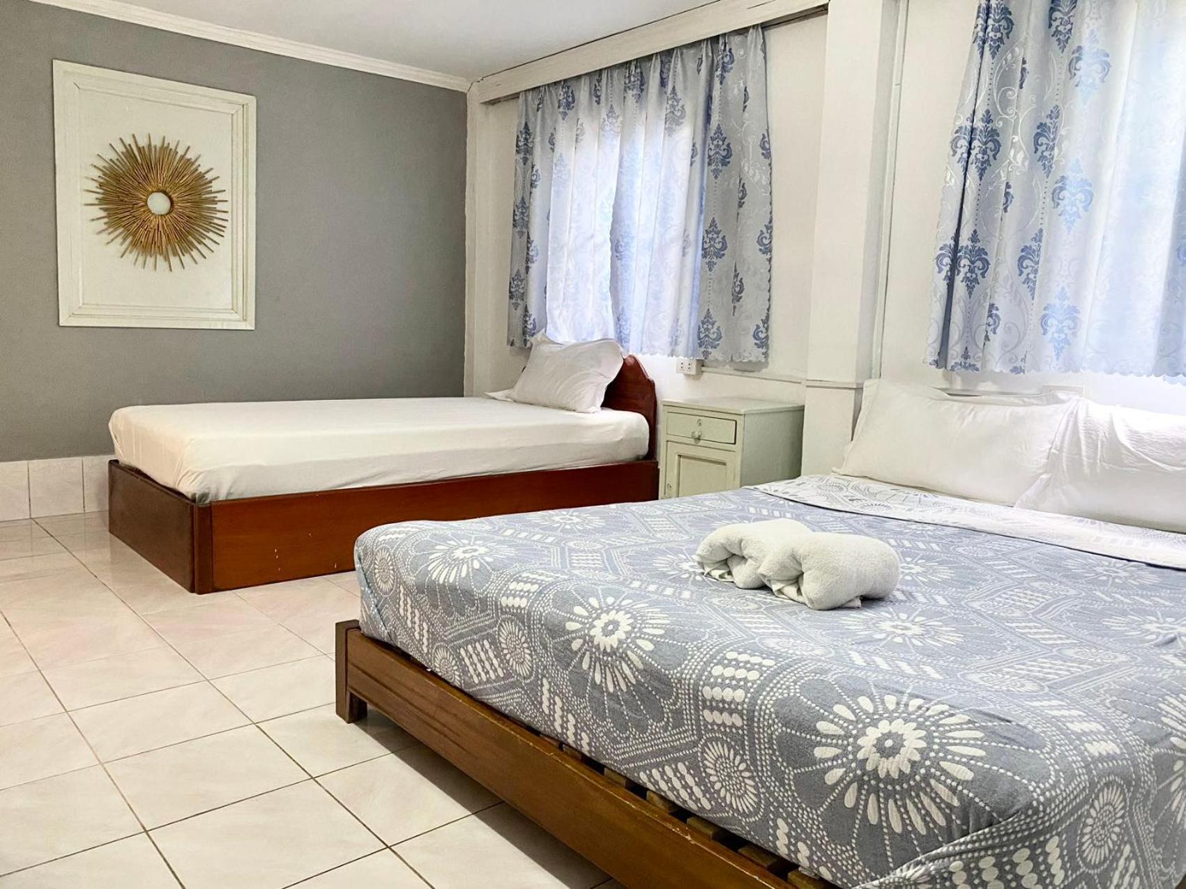 Khonesavane Hostel Luang Prabang Exteriör bild